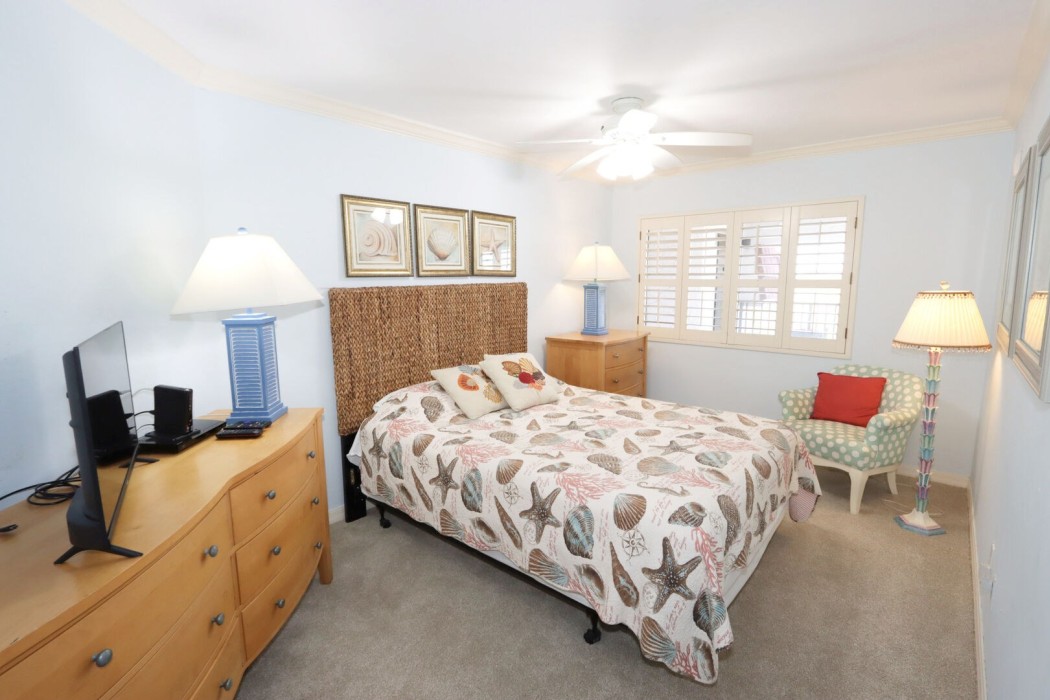 Queen Guest Bedroom