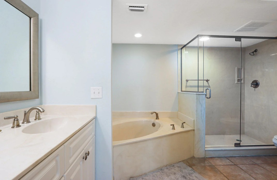 Master Bath
