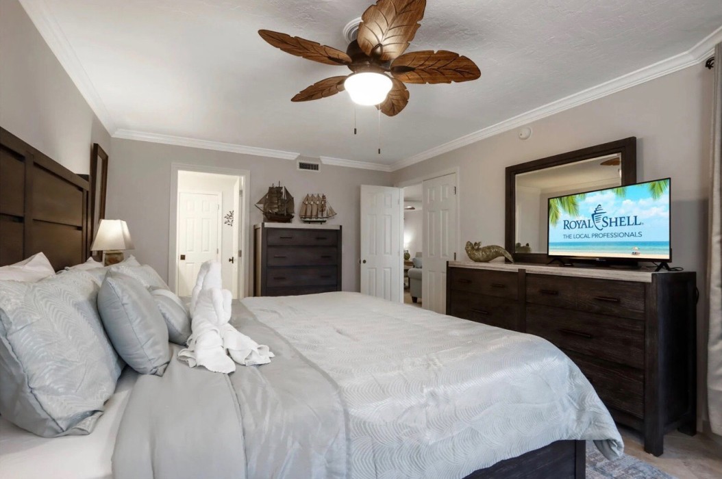 Master bedroom