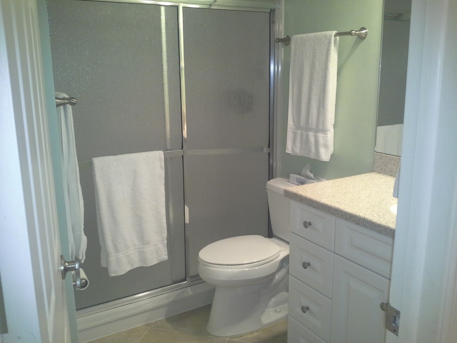 Guest Room Bath