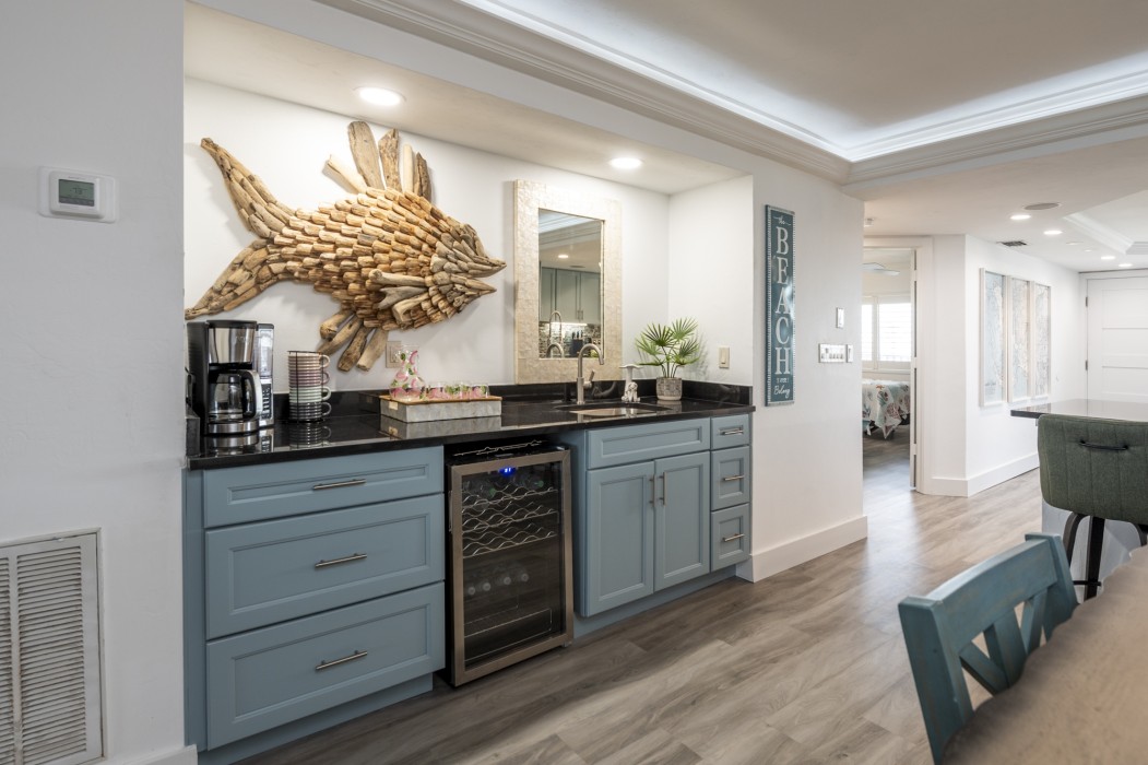 Wet wine bar