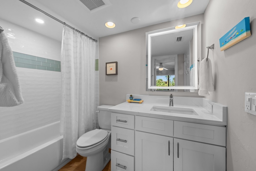 2nd Bathroom