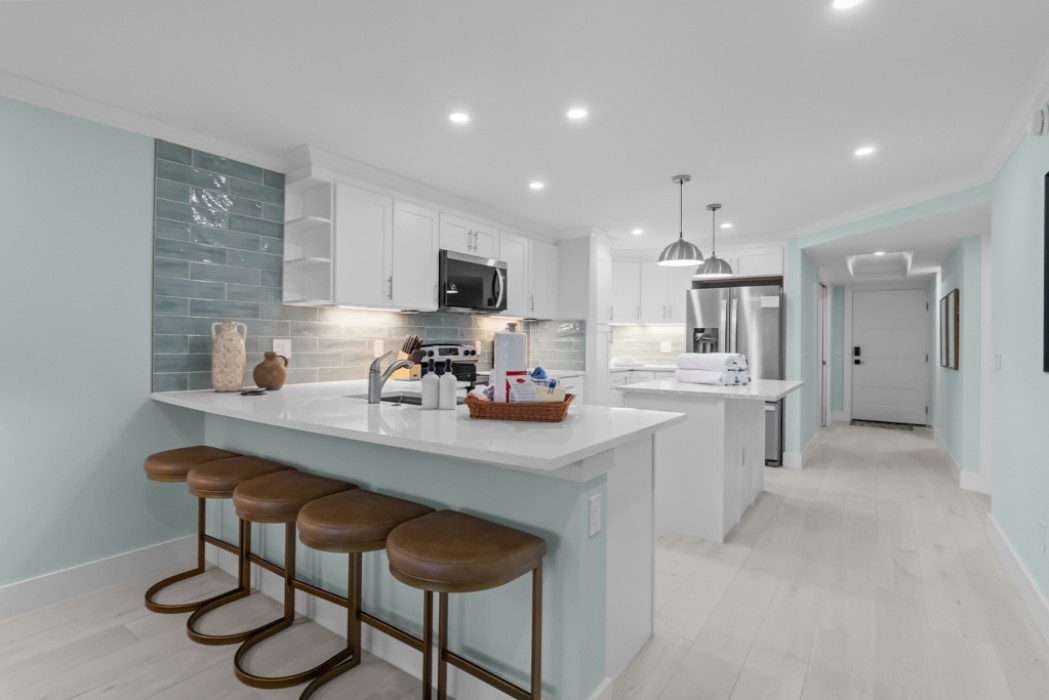 Kitchen bar