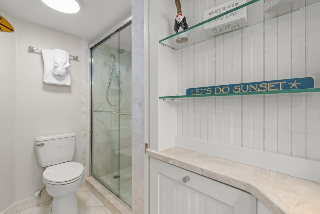 Bathroom 1d