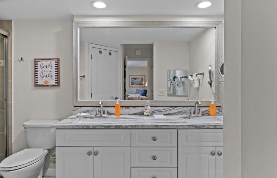 E35 Master Bath