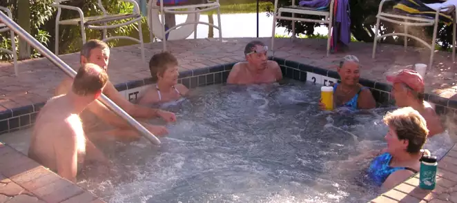 Amenities cropped Pix 081119 hot Tub3